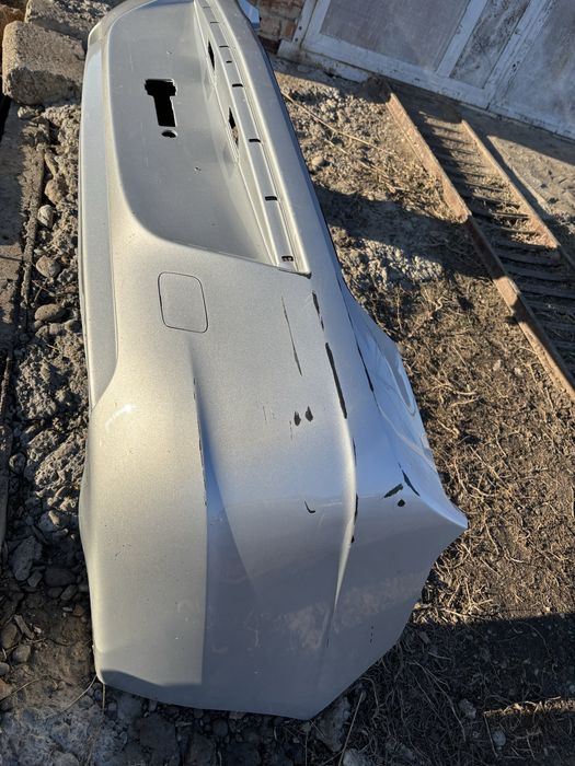 Продам задний бампер шевроле / равон р4