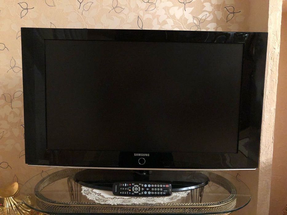 Телевизор продам