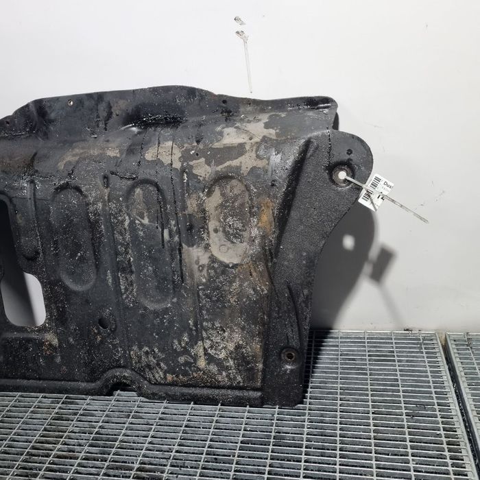 Scut motor Dacia Duster 1.5 Dci 2010 - 2013 (1487)