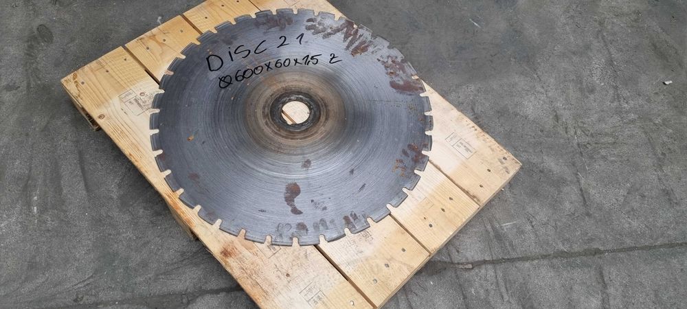 Disc vidia, disc diamantat de 600 mm second Medias • OLX.ro