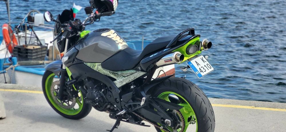 Suzuki gsrl 600 турър