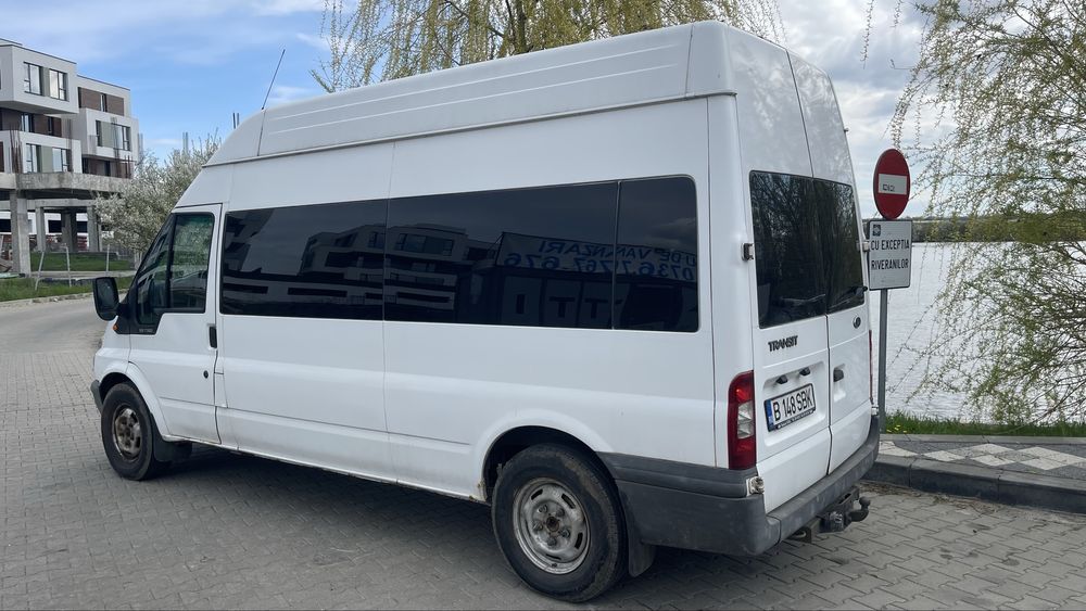 Ford Transit 125T350 Bus 8+1 locuri