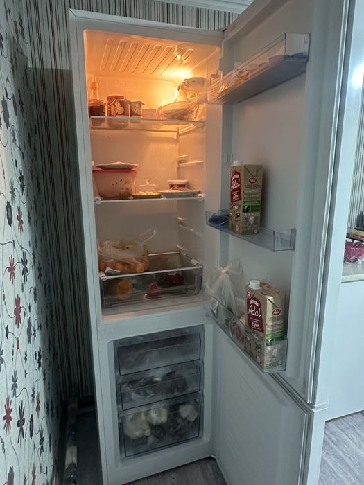 Продам холодильник и стиралку