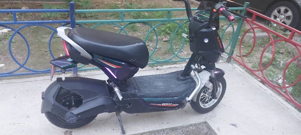 Bonvi elektro skuter