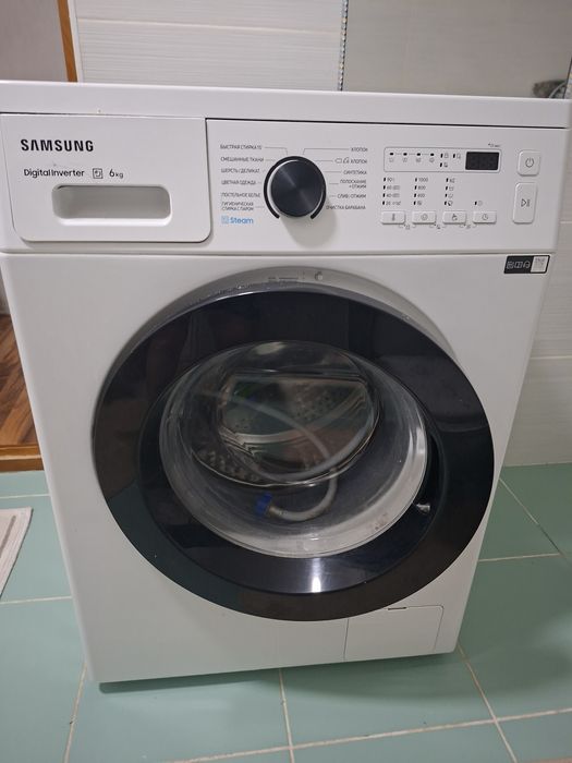 Продам машинку стиральную