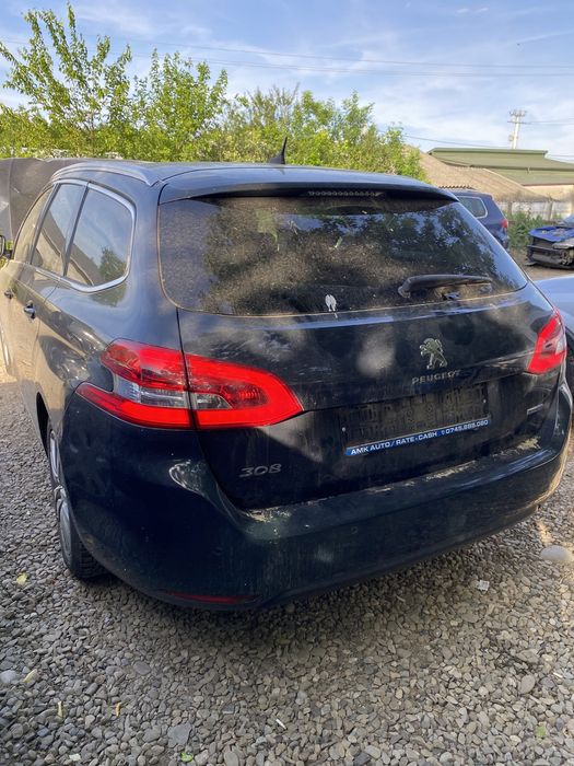 Fuzetă stânga față Peugeot 308 sw 1.6 hdi 2015