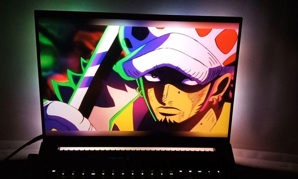 Геймърски лаптоп Razer Blade 18 2025 Dual 4k UHD+ 240 Hz | FHD+ 440 Hz