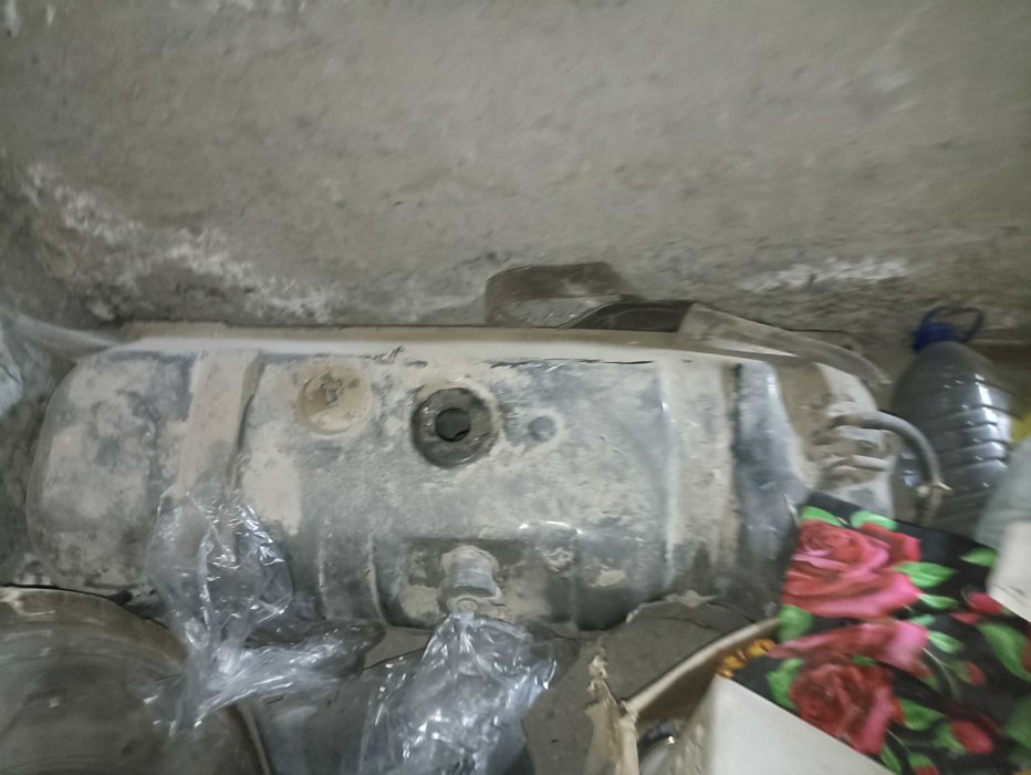 Bak Isuzu yangi va eski 1 milyon