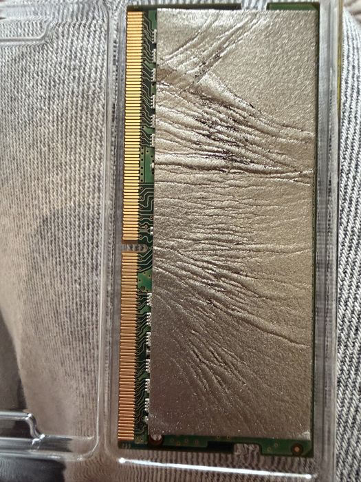 DDR4   8 GB   3200 mt/s   Sodimm