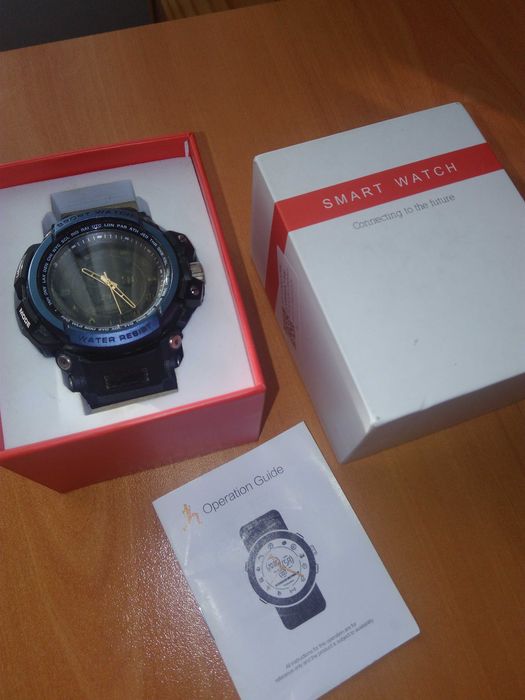 Смарт часовник Локмат