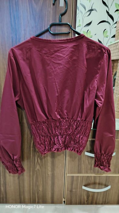 Top burgundi mărimea S-M