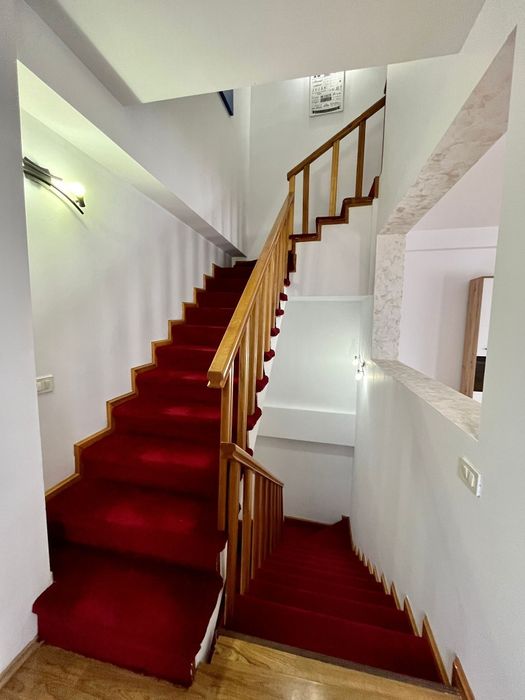 Inchiriez casa Ultracentral