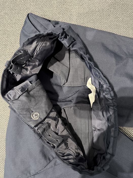 Детски тъмно син костюм H&M ( сако + панталон ) и ризи с дълъг ръкав, размер 146/152
