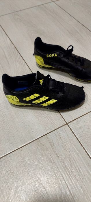 Vand ghete de fotbal pt copii