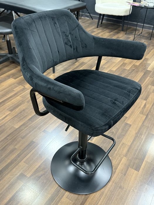 Стул визажиста, барный стул