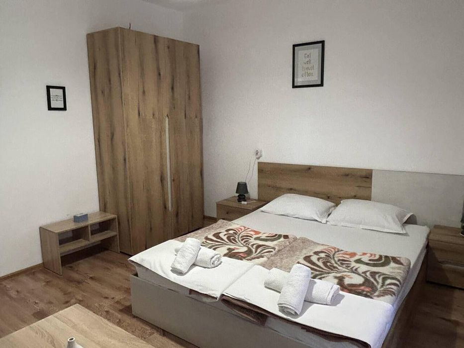 Продава се Четиристаен апартамент в Царево - 120 кв.м за 1500 €/кв.м - Снимка #1