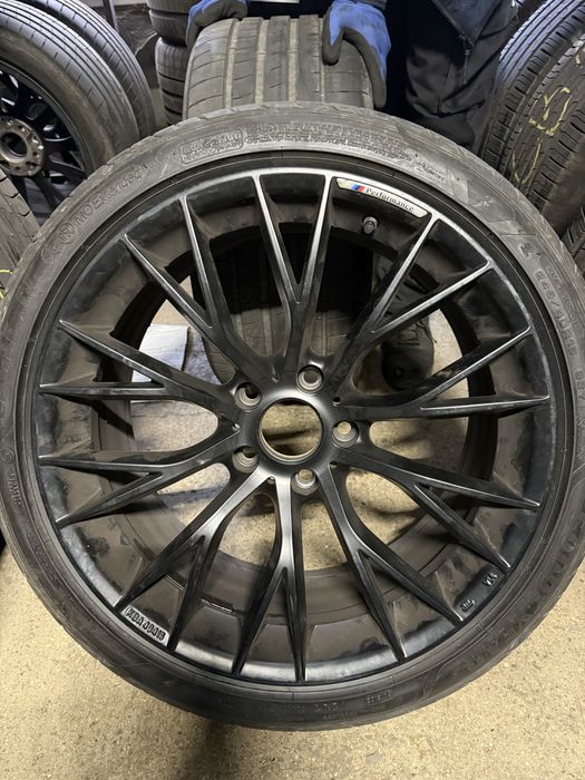 Летни гуми с джанти 19 цола спорт пакет за BMW