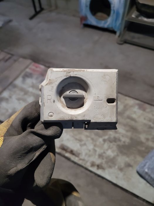 Продам запчасти на ауди 80 продам продам