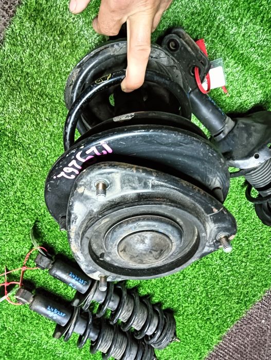 Стойки Субару Легаси.