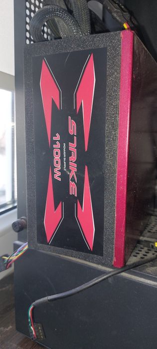 Блок питания 1100 ват.