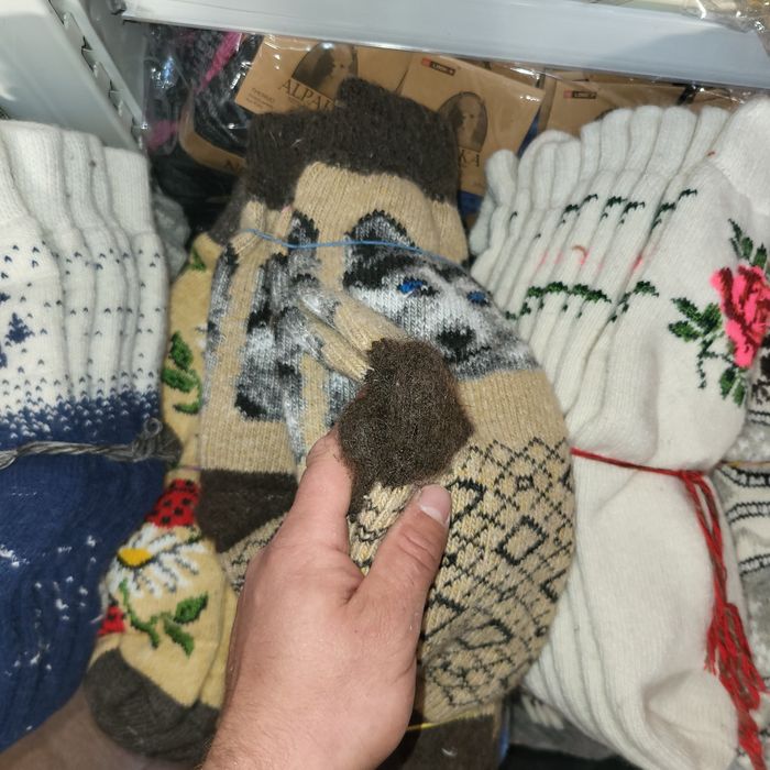 Șosete tradiționale groase tricotate din lână – Noi!