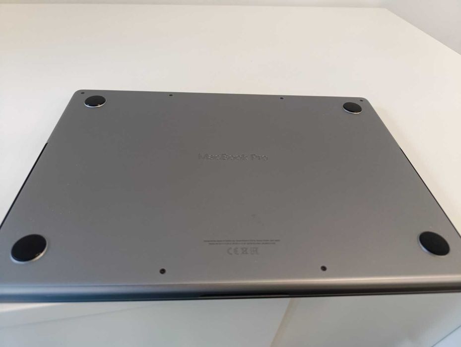Apple MacBook Pro 14" M1 Pro 16GB RAM 2021