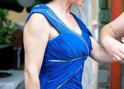 Дамска рокля в тъмно синьо