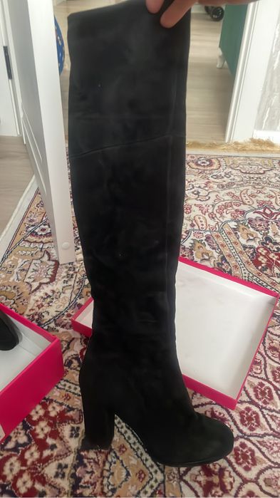 Продам сапожки , туфли.