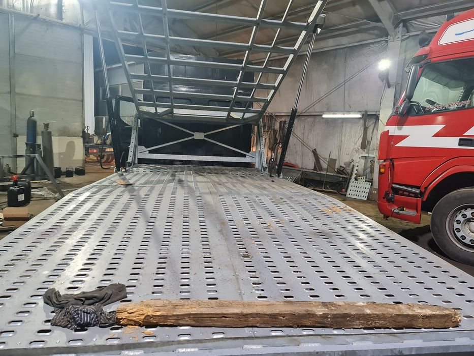 Platou cu lift transport auto trailer doua poziții