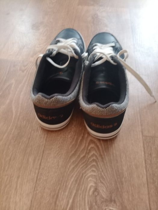 Adidas маратонки 2 броя