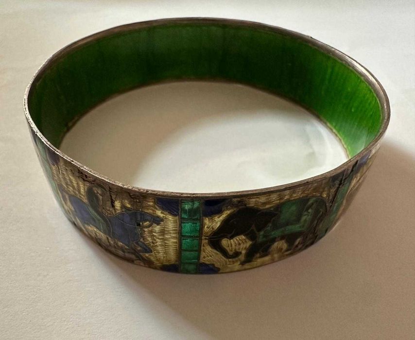 Brățară fixă din argint, decorată cu email