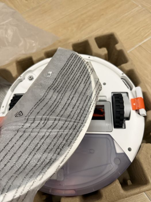 Робот-пылесос Xiaomi Vacuum E10 белый