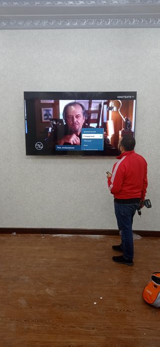 Telvizor  kranshteyn devorga o'rnatamiz antena ustanovka qilamiz