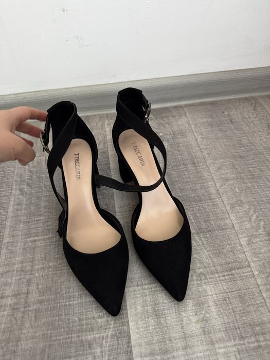 Туфли из замшевые