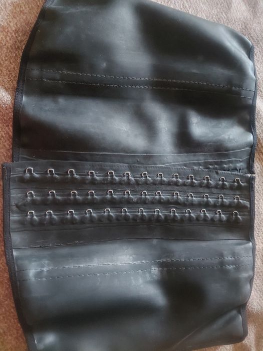 Корсет утягивающий