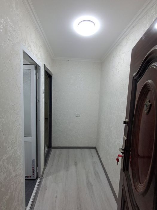 Фрунзенский масивда 2 хонали уй сотилади