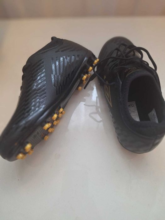 ghete de fotbal pentru copii