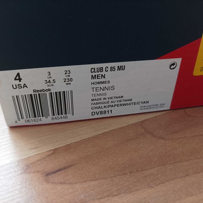 Reebok ест.кожа N34 и 34.5 маратонки