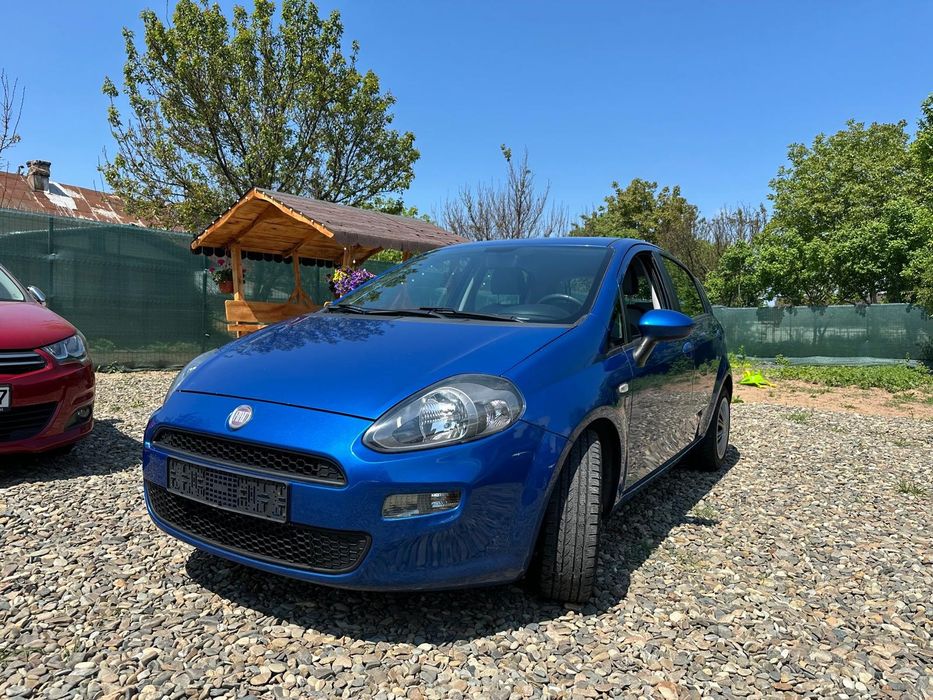 FIAT PUNTO an 2012 pe Acte/1.3Tdi-85cp/A.C/ Navi Mare/ IMPECABIL!