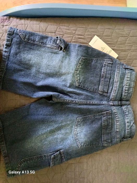 Детски дънки Guess