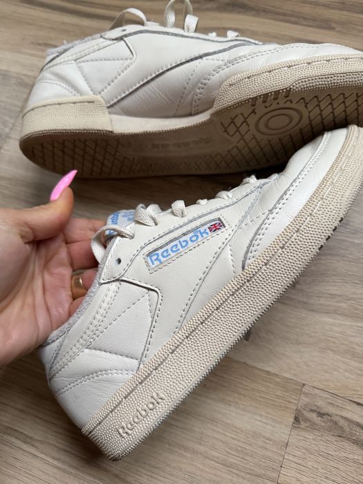 Оригинални кожени класически маратонки REEBOK ! 39 н