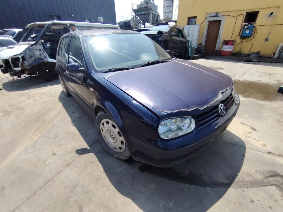 Punte spate Volkswagen VW Golf 1998 1.4 MT (75 hp)