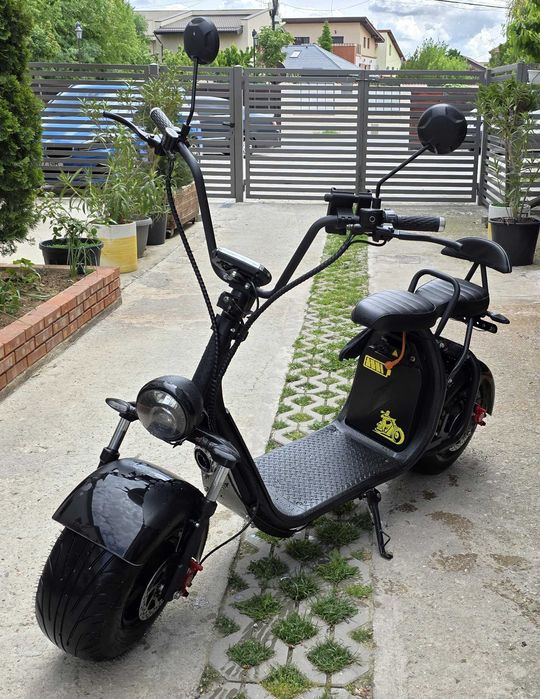 Scuter Electric Chopper 1500W, baterie Li 12A detasabila,viteza 49km,h