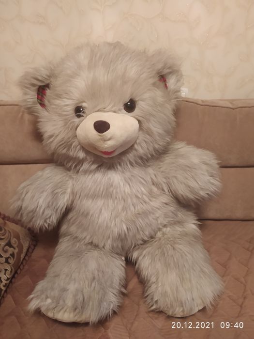 Продам большого медведя