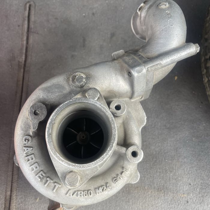 Продам турбину на Ниссан Эрнессу