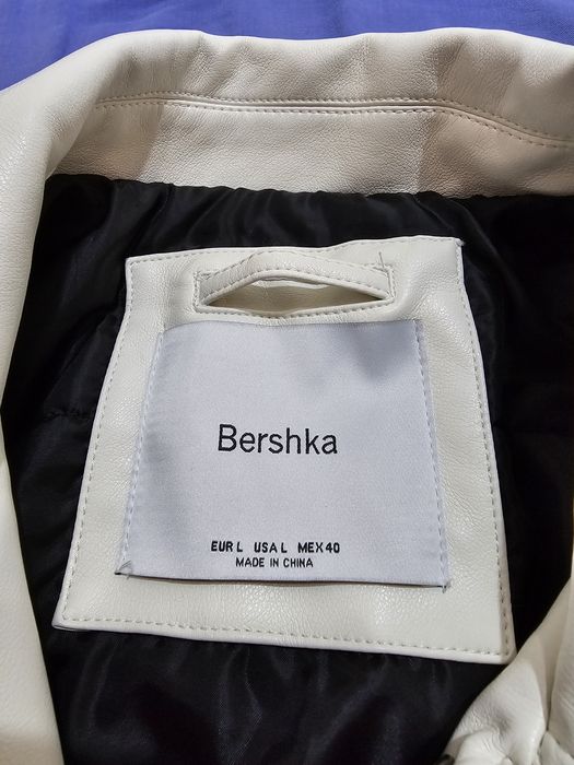 Осенняя кожзам куртка