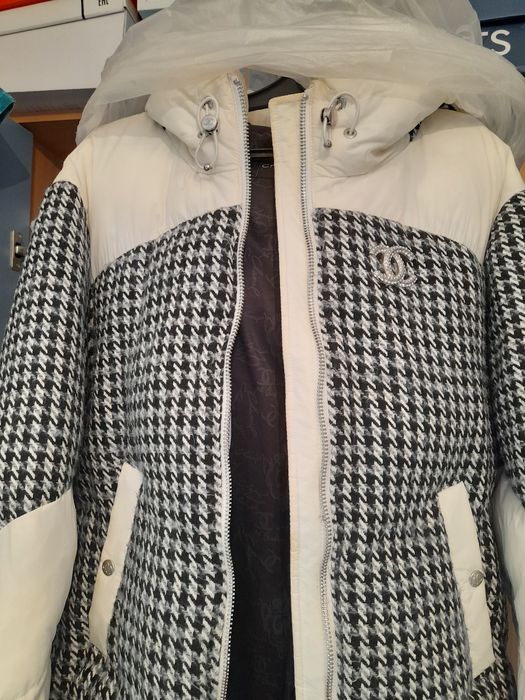 Продам зимнюю куртку