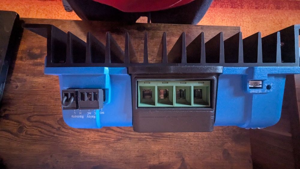 Victron Mppt 150 / 70 - Tr charge controller