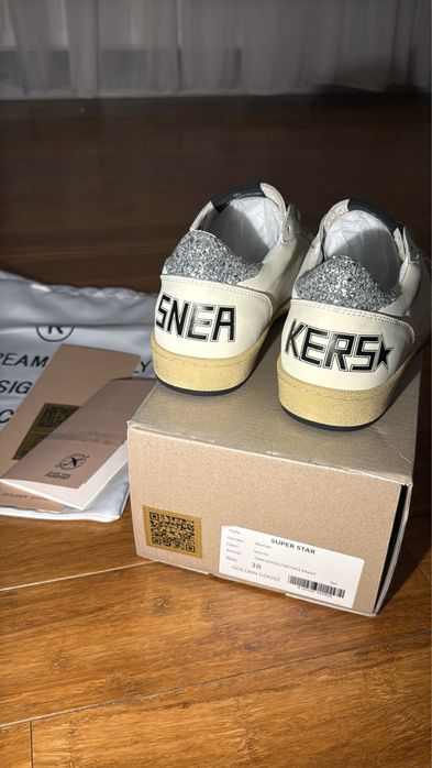 Golden Goose Superstar – alb cu stea argintie