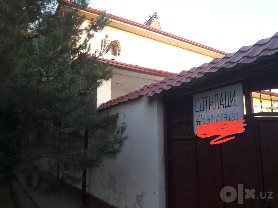 2 qavatli uy sotiladi
